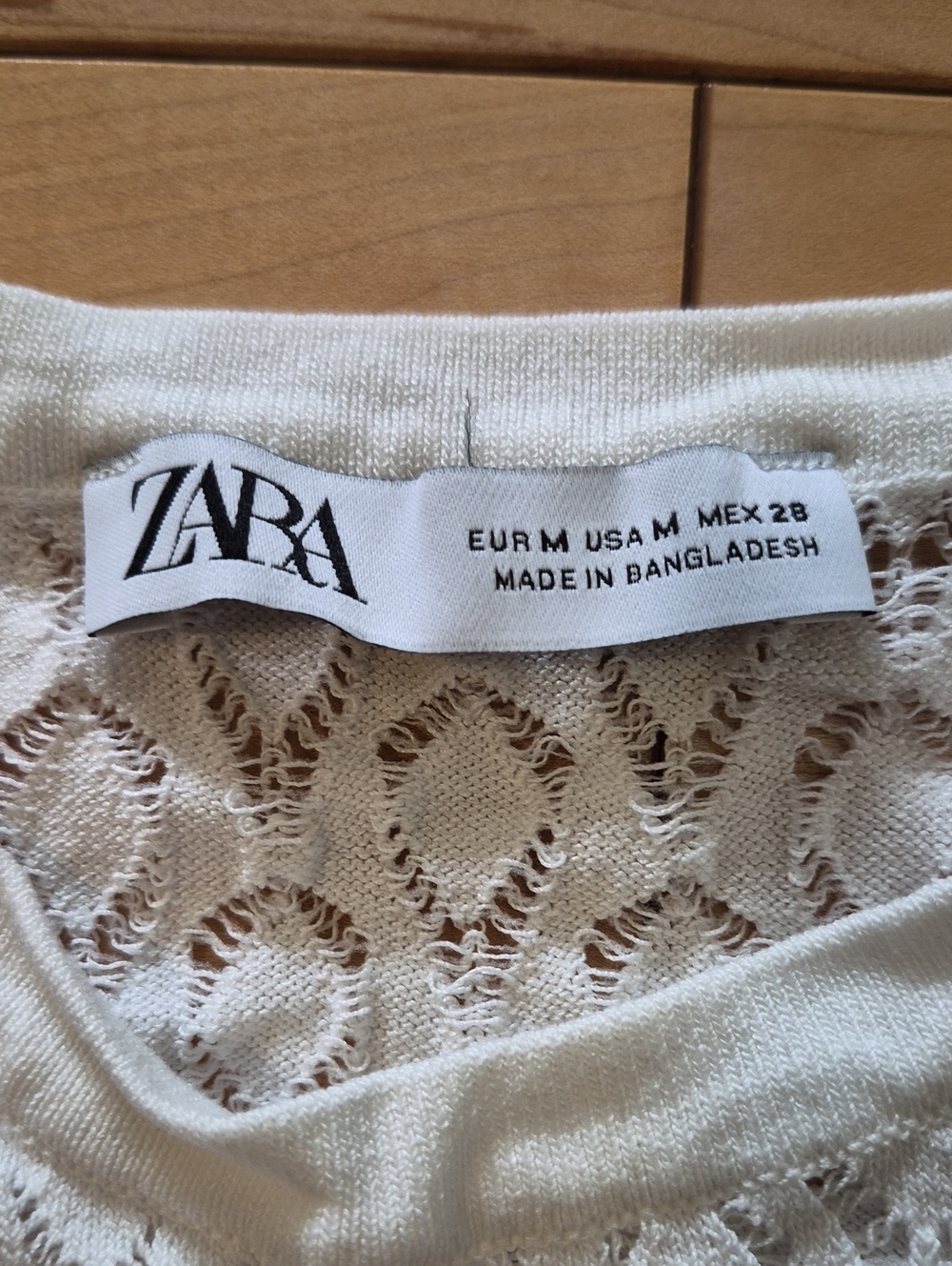 Zara Women's Size Medium Cream Knit Short-Sleeve Sweater Top - Picture 2 of 6